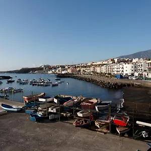 Frente Al Puerto De A 20 Metros De La Playa. Apartamento Candelaria
